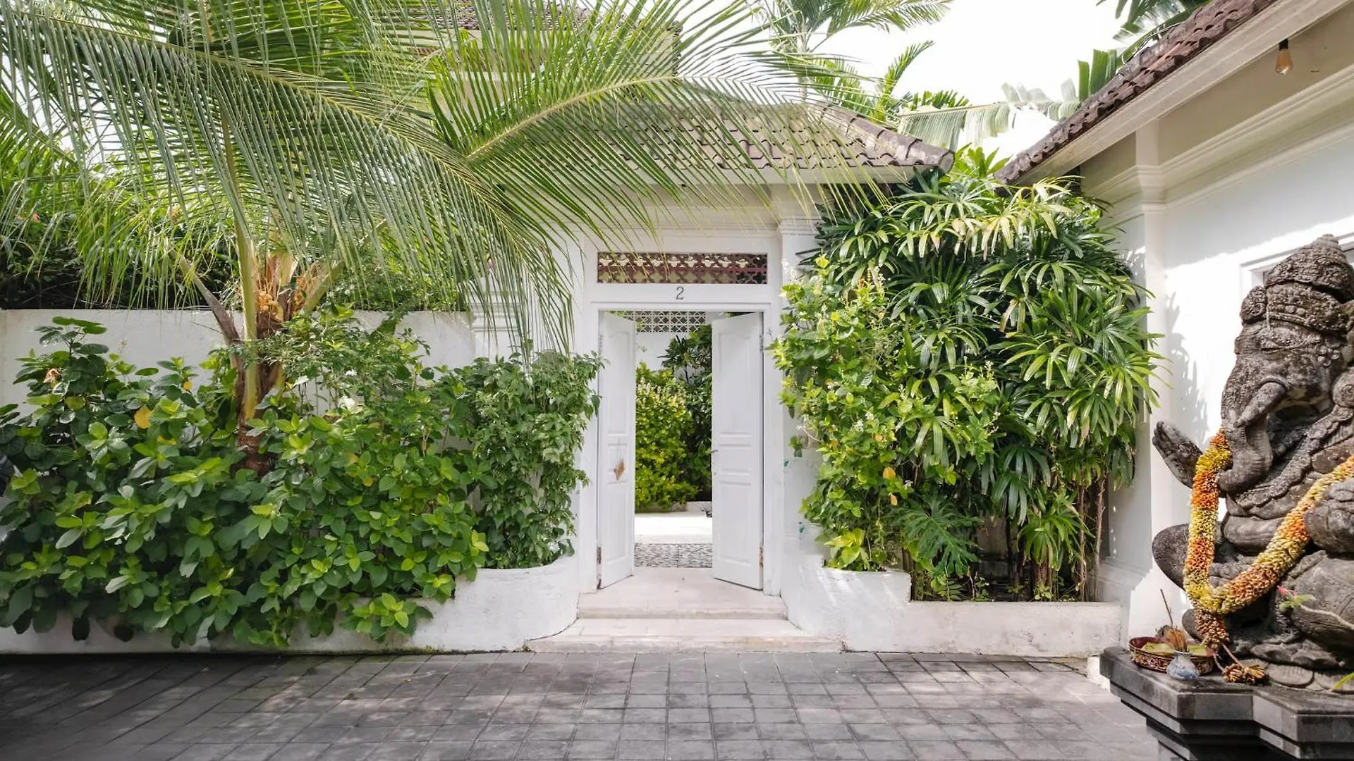 Ocean Star Villa Two Near Kudeta Beach Seminyak